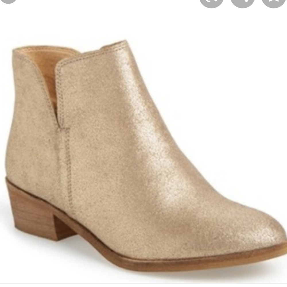 Splendid booties